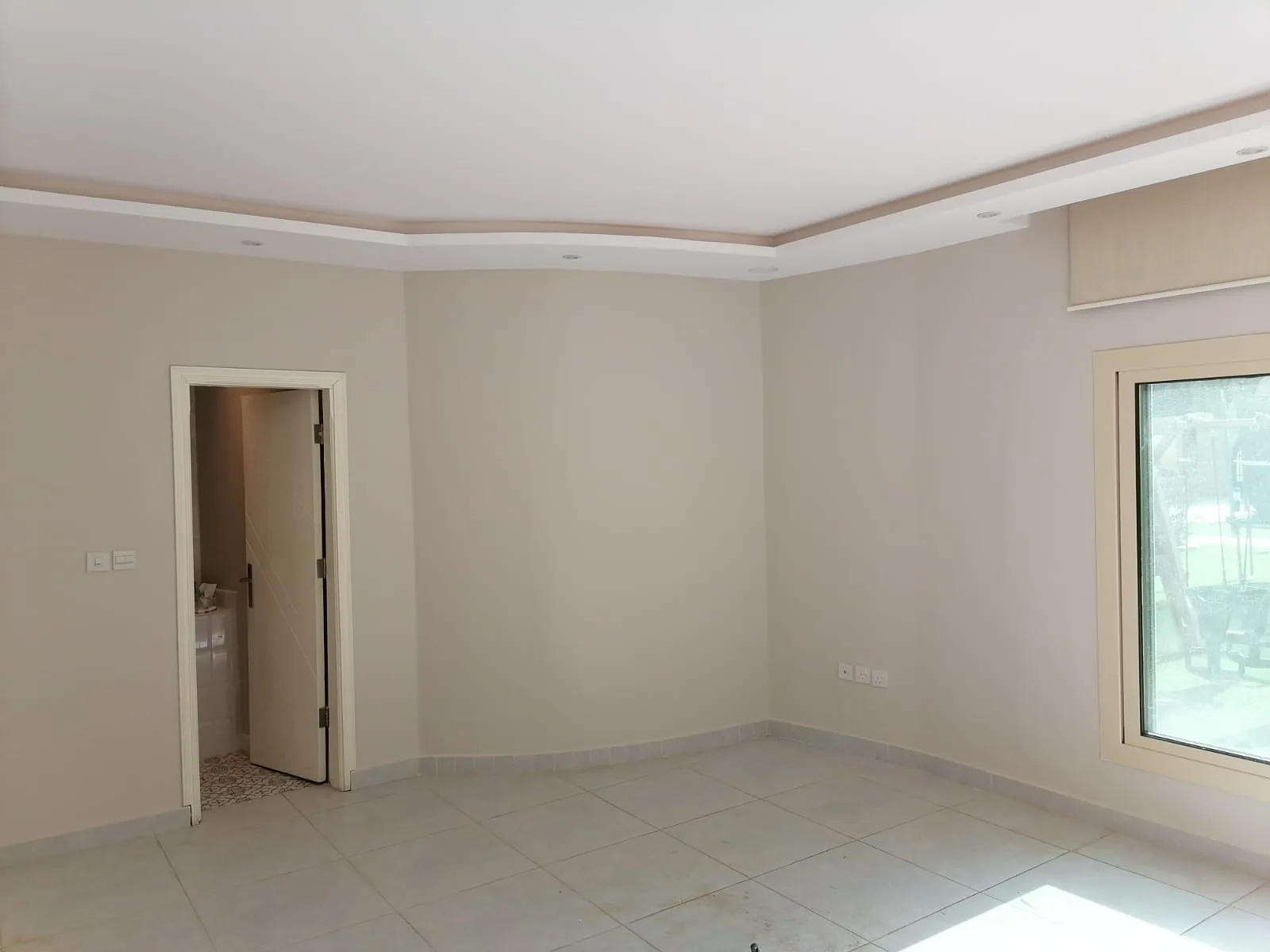 مرايا غرف نوم الأحساء